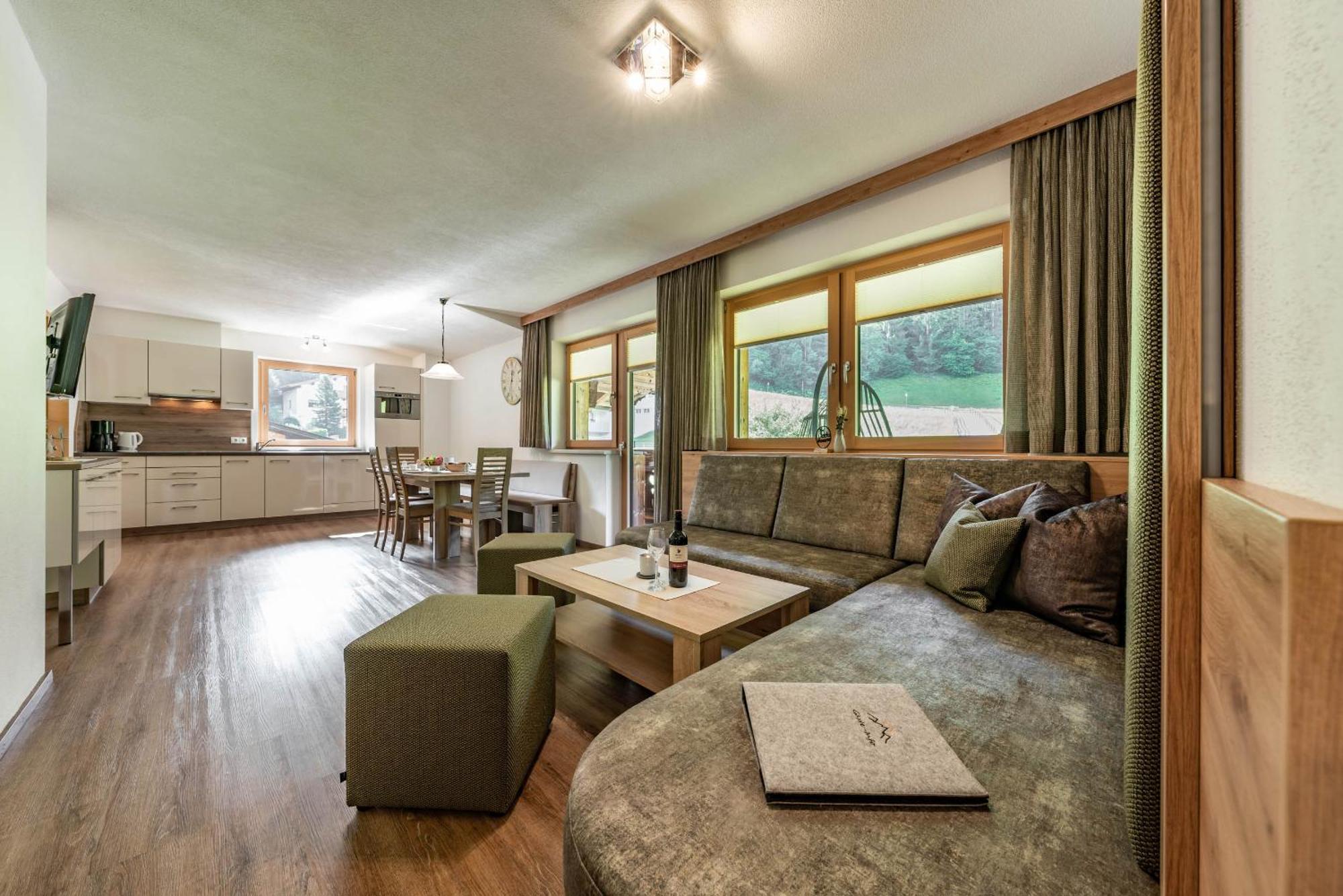 Landhaus Ifangl Mayrhofen Eksteriør billede